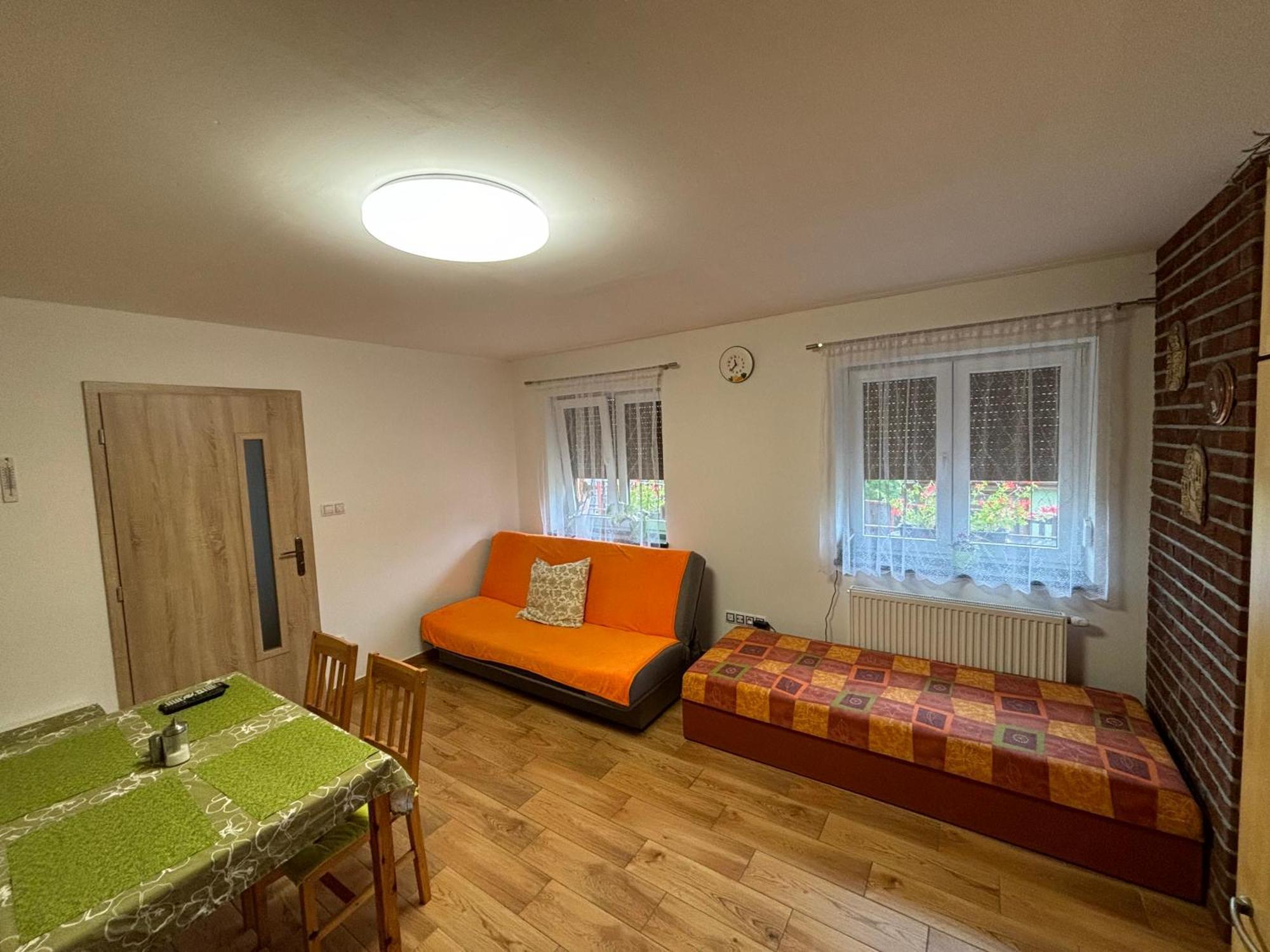 Apartman Pod Kostelem Strazov Exterior foto